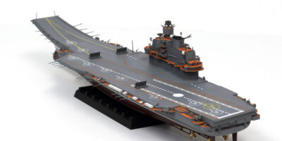 M51 1/700 ロシア海軍 航空母艦 アドミラル・クズネツォフ M51 1/700 ロシア海軍 航空母艦 アドミラル・クズネツォフ