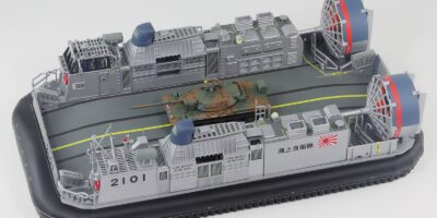 D04SP 1/144 海上自衛隊 エアクッション艇「1号」型(74式戦車 1両付き)