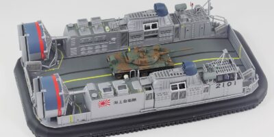 D04SP 1/144 海上自衛隊 エアクッション艇「1号」型(74式戦車 1両付き)