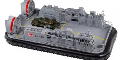 DL01SP 1/72 海上自衛隊 エアクッション艇「1号」型(74式戦車 1両付き)