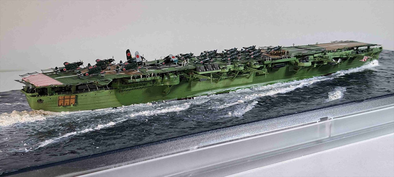 日本海軍航空母艦千代田 (津田 太 様) 日本海軍航空母艦千代田 (津田 太 様)
