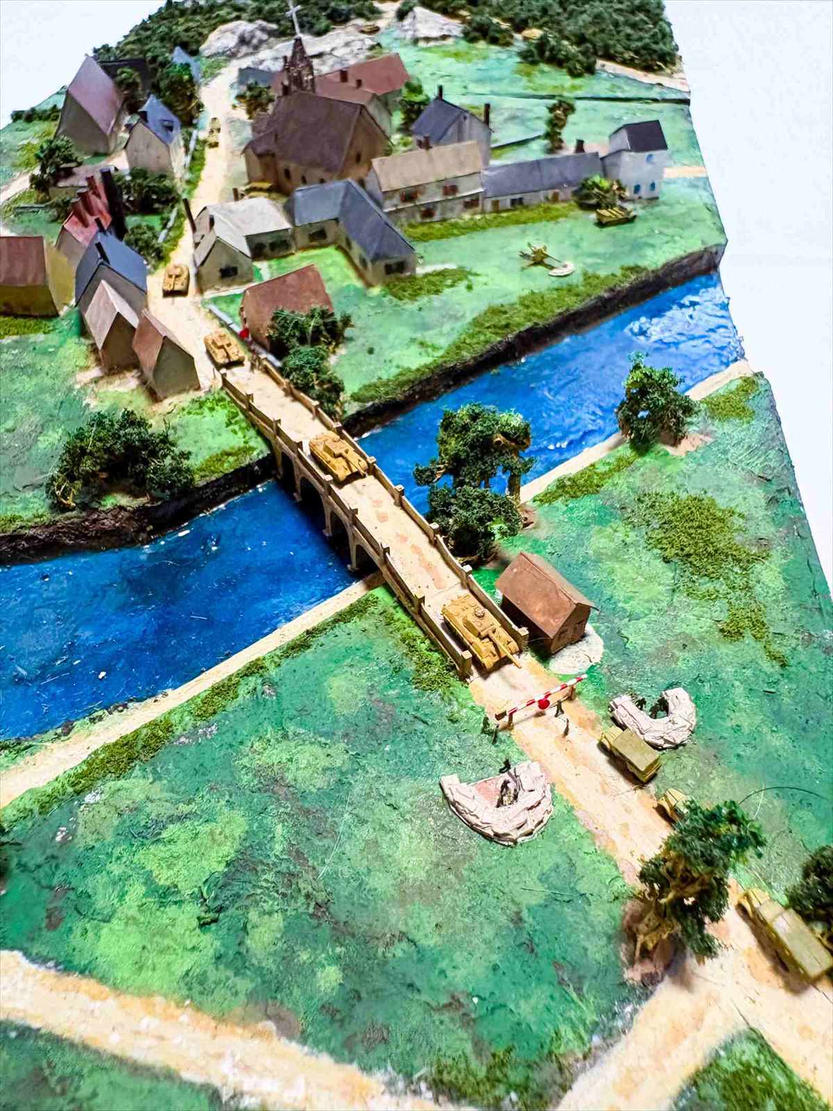 A4サイズの戦場シリーズ02 教会のある村 増援 (FUKUちゃん 様) A4サイズの戦場シリーズ02 教会のある村 増援 (FUKUちゃん 様)