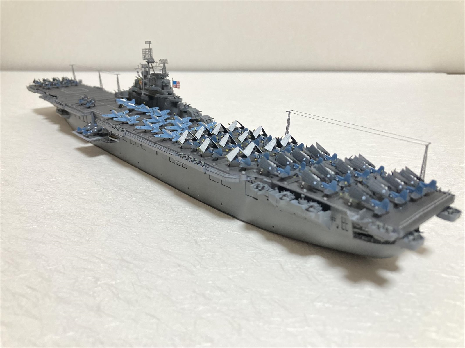 航空母艦CV-9エセックス(岩永 剛介 様) 航空母艦CV-9エセックス(岩永 剛介 様)
