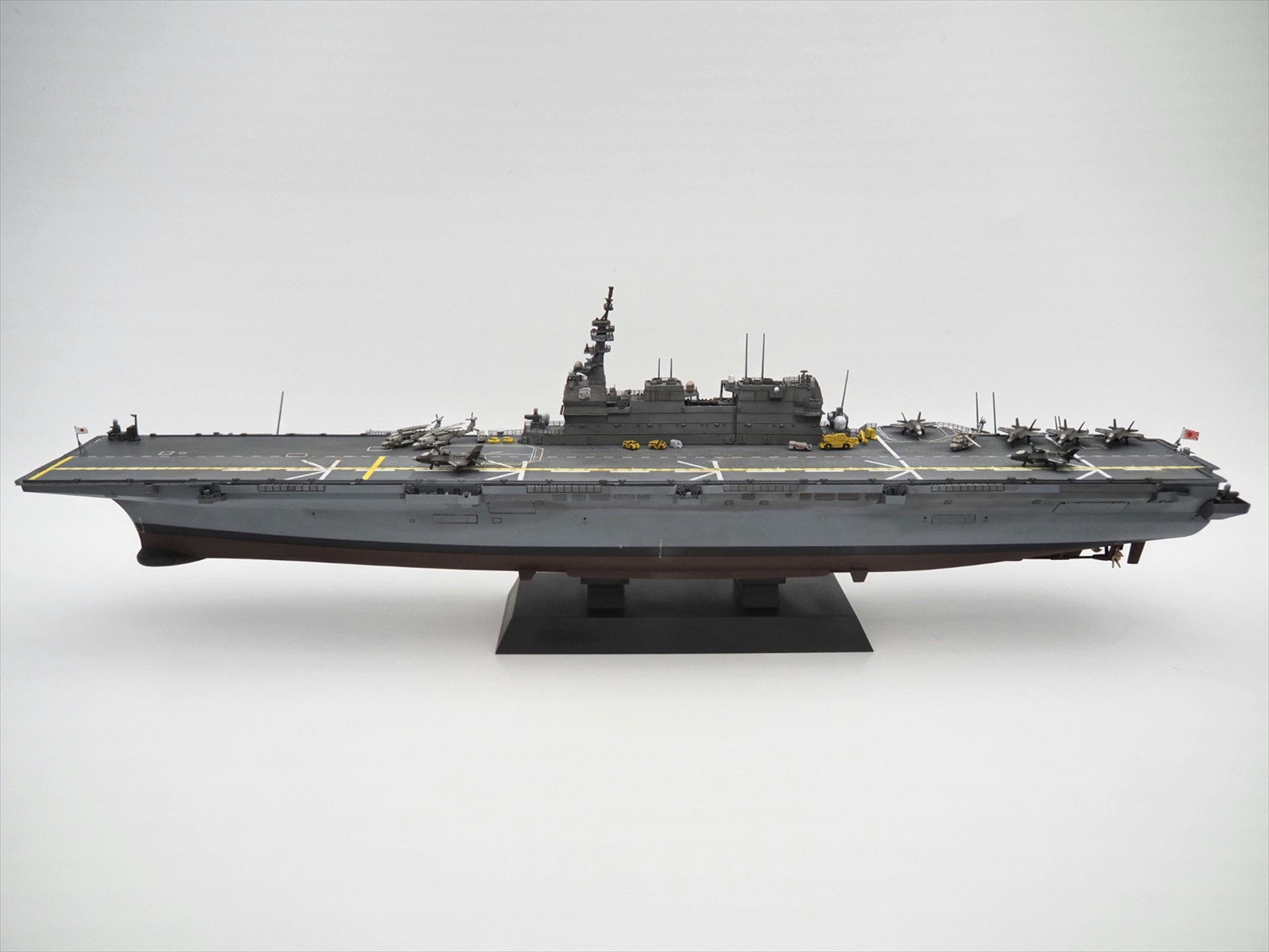 護衛艦かが (Ray 様) 護衛艦かが (Ray 様)
