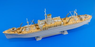 PE242 1/700 日本海軍 給糧艦 伊良湖用 木製甲板付き